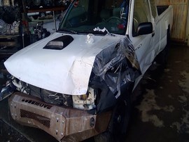 1996 TACOMA, WHITE, LX, EXTD CAB, 2.4L, AT, 2WD. Z25931